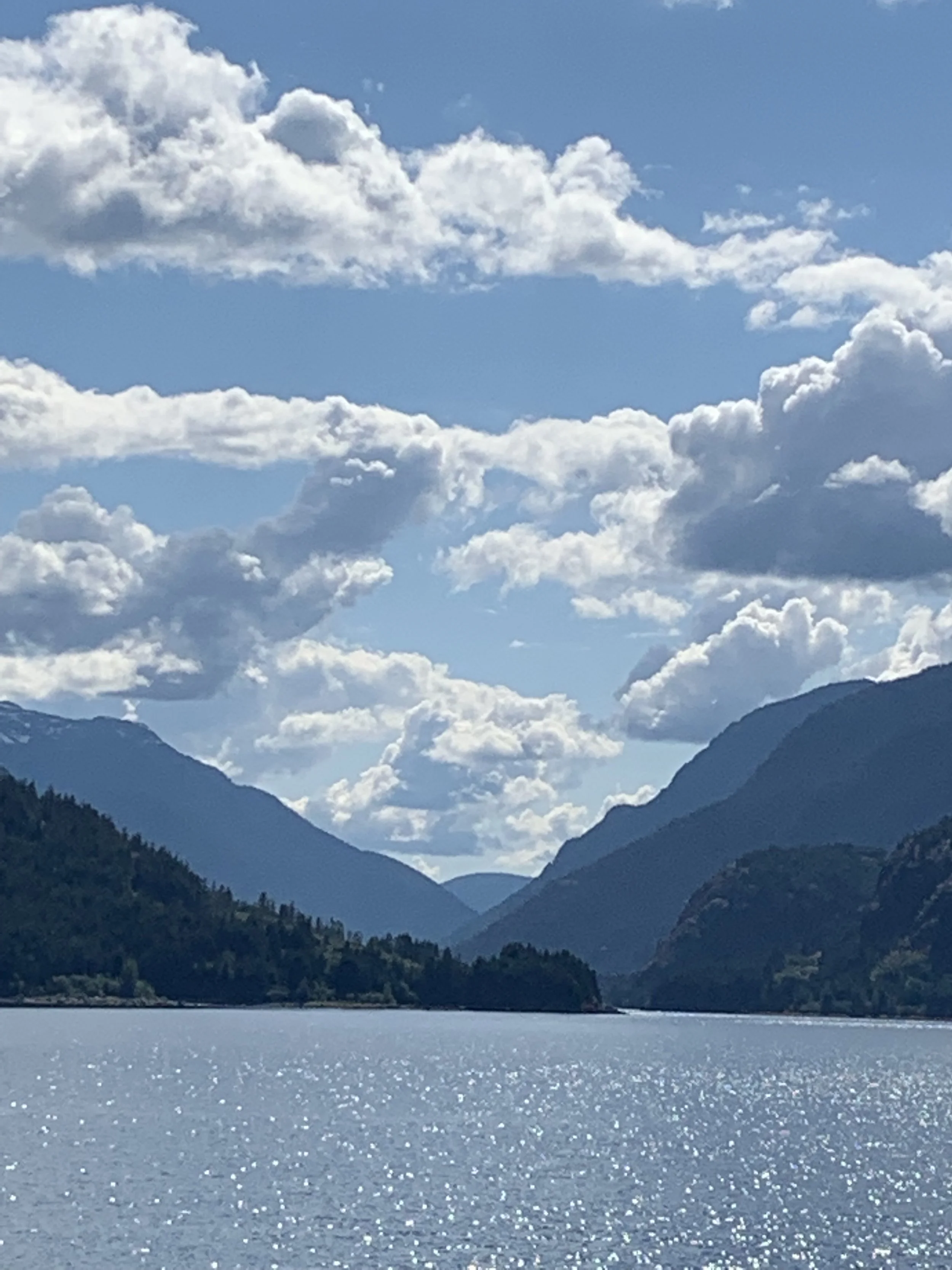Peaceful lake and mountains